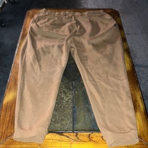 MENS 3X RELAXED FIT DARK KHAKI
LOOSE FIT MIDWEIGHT TAPERED SWEATPANTS